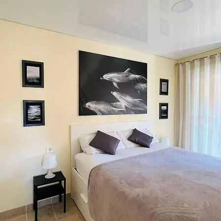 Apartment Cozy Beachfront Flat With Pool & Panoramic Sea View Terrace *
